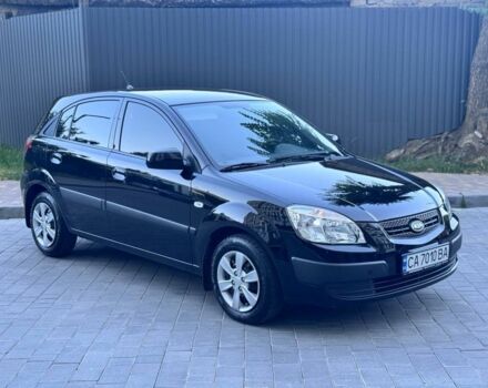 Чорний Кіа Ріо, об'ємом двигуна 1.4 л та пробігом 111 тис. км за 5300 $, фото 1 на Automoto.ua