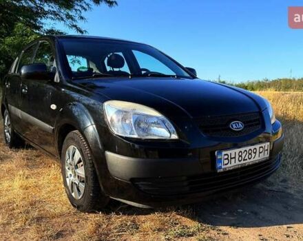 Черный Киа Рио, объемом двигателя 1.4 л и пробегом 236 тыс. км за 4500 $, фото 1 на Automoto.ua