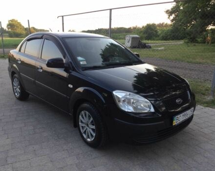 Черный Киа Рио, объемом двигателя 1.6 л и пробегом 360 тыс. км за 3900 $, фото 1 на Automoto.ua