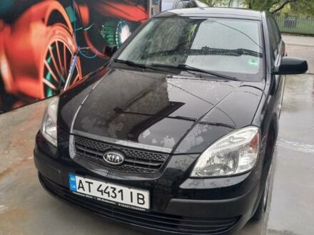 Черный Киа Рио, объемом двигателя 1.4 л и пробегом 230 тыс. км за 5179 $, фото 1 на Automoto.ua