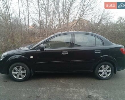 Черный Киа Рио, объемом двигателя 1.4 л и пробегом 186 тыс. км за 4800 $, фото 1 на Automoto.ua