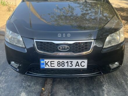 Чорний Кіа Ріо, об'ємом двигуна 1.4 л та пробігом 282 тис. км за 4700 $, фото 1 на Automoto.ua