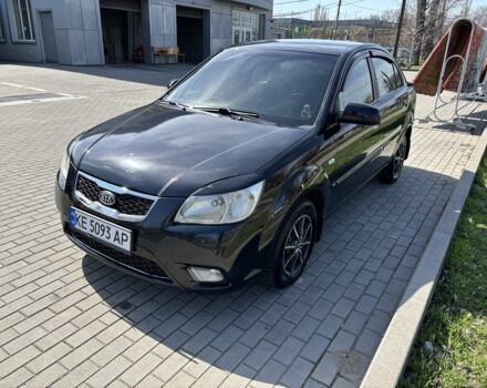 Черный Киа Рио, объемом двигателя 1.4 л и пробегом 290 тыс. км за 4500 $, фото 1 на Automoto.ua