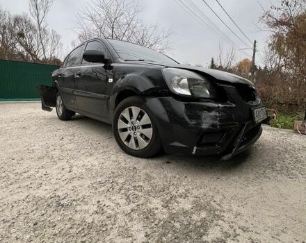 Черный Киа Рио, объемом двигателя 1.4 л и пробегом 377 тыс. км за 2500 $, фото 1 на Automoto.ua