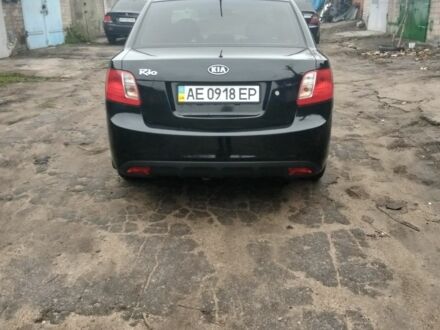 Черный Киа Рио, объемом двигателя 1.4 л и пробегом 150 тыс. км за 2550 $, фото 1 на Automoto.ua