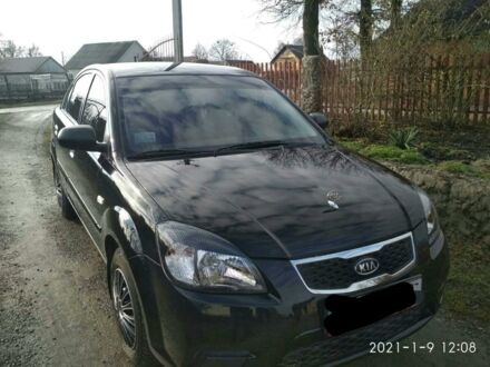 Черный Киа Рио, объемом двигателя 1.4 л и пробегом 25 тыс. км за 7000 $, фото 1 на Automoto.ua