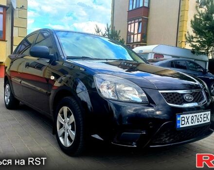 Черный Киа Рио, объемом двигателя 1.4 л и пробегом 49 тыс. км за 4800 $, фото 1 на Automoto.ua