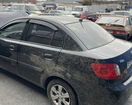 Черный Киа Рио, объемом двигателя 1.4 л и пробегом 150 тыс. км за 1800 $, фото 1 на Automoto.ua