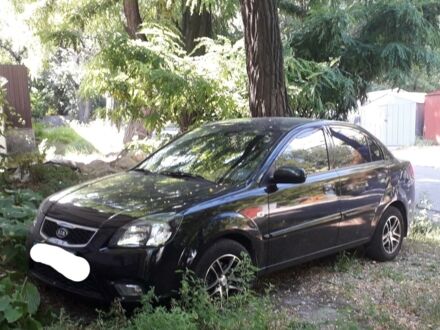 Черный Киа Рио, объемом двигателя 1.4 л и пробегом 81 тыс. км за 8000 $, фото 1 на Automoto.ua