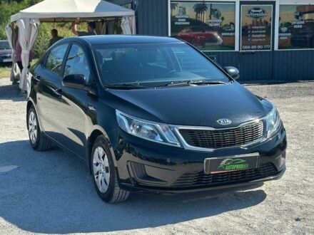 Черный Киа Рио, объемом двигателя 1.4 л и пробегом 53 тыс. км за 8933 $, фото 1 на Automoto.ua