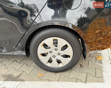 Чорний Кіа Ріо, об'ємом двигуна 1.6 л та пробігом 392 тис. км за 4500 $, фото 1 на Automoto.ua