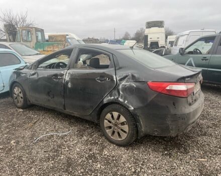 Чорний Кіа Ріо, об'ємом двигуна 1.4 л та пробігом 120 тис. км за 3000 $, фото 1 на Automoto.ua