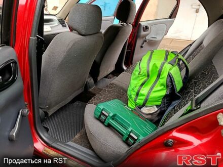 Чорний Кіа Ріо, об'ємом двигуна 1.6 л та пробігом 320 тис. км за 6500 $, фото 1 на Automoto.ua