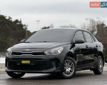 Черный Киа Рио, объемом двигателя 1.6 л и пробегом 135 тыс. км за 9800 $, фото 1 на Automoto.ua