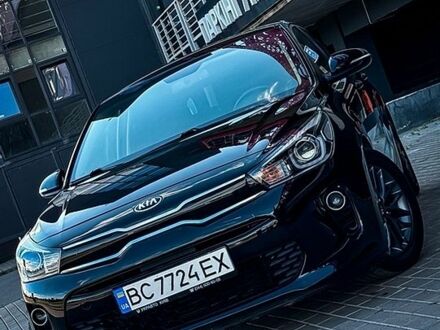 Черный Киа Рио, объемом двигателя 1.37 л и пробегом 67 тыс. км за 15200 $, фото 1 на Automoto.ua