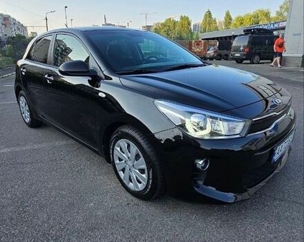 Черный Киа Рио, объемом двигателя 1.4 л и пробегом 6 тыс. км за 15300 $, фото 1 на Automoto.ua