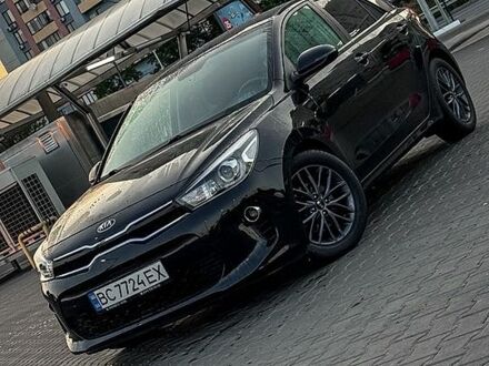 Чорний Кіа Ріо, об'ємом двигуна 1.37 л та пробігом 67 тис. км за 14750 $, фото 1 на Automoto.ua