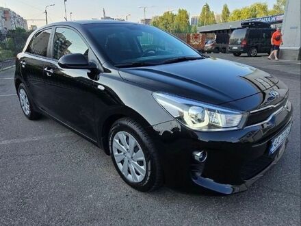 Чорний Кіа Ріо, об'ємом двигуна 1.4 л та пробігом 8 тис. км за 13999 $, фото 1 на Automoto.ua