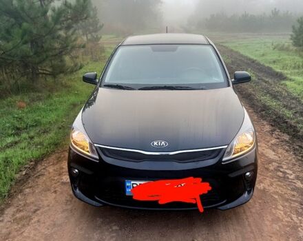 Черный Киа Рио, объемом двигателя 1.4 л и пробегом 138 тыс. км за 11500 $, фото 1 на Automoto.ua