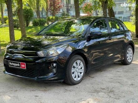 Киа Рио 2018 в Киеве на Automoto.ua Черный Киа Рио, объемом двигателя 1.3 л и пробегом 99 тыс. км за 11890 $, фото 1 на Automoto.ua