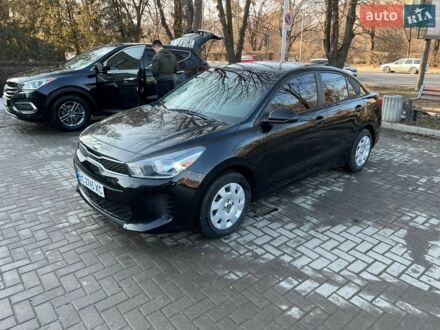 Чорний Кіа Ріо, об'ємом двигуна 1.59 л та пробігом 11 тис. км за 10900 $, фото 1 на Automoto.ua