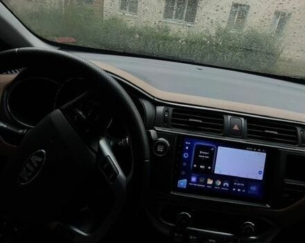 Коричневий Кіа Ріо, об'ємом двигуна 1.4 л та пробігом 180 тис. км за 9100 $, фото 4 на Automoto.ua