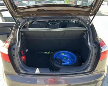 Коричневый Киа Рио, объемом двигателя 1.2 л и пробегом 234 тыс. км за 6300 $, фото 4 на Automoto.ua