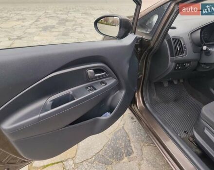 Коричневий Кіа Ріо, об'ємом двигуна 1.25 л та пробігом 238 тис. км за 6900 $, фото 11 на Automoto.ua