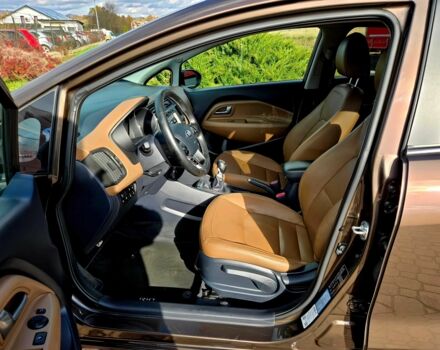 Коричневий Кіа Ріо, об'ємом двигуна 1.4 л та пробігом 89 тис. км за 4100 $, фото 6 на Automoto.ua