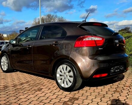 Коричневий Кіа Ріо, об'ємом двигуна 1.4 л та пробігом 89 тис. км за 4100 $, фото 5 на Automoto.ua