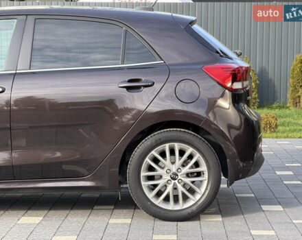 Коричневий Кіа Ріо, об'ємом двигуна 1.4 л та пробігом 82 тис. км за 14800 $, фото 4 на Automoto.ua