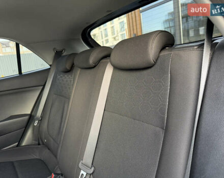 Коричневий Кіа Ріо, об'ємом двигуна 1.4 л та пробігом 82 тис. км за 14800 $, фото 33 на Automoto.ua