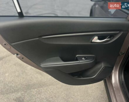 Коричневый Киа Рио, объемом двигателя 1.59 л и пробегом 65 тыс. км за 12800 $, фото 21 на Automoto.ua