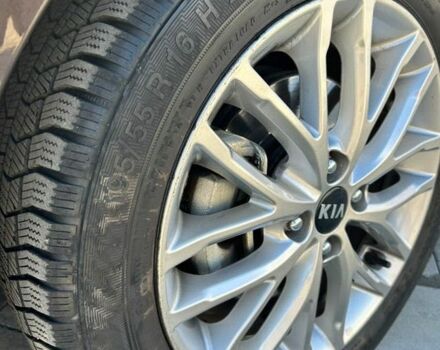 Коричневый Киа Рио, объемом двигателя 1.4 л и пробегом 80 тыс. км за 15200 $, фото 5 на Automoto.ua