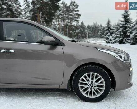 Коричневый Киа Рио, объемом двигателя 1.59 л и пробегом 67 тыс. км за 11800 $, фото 8 на Automoto.ua