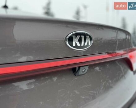Коричневый Киа Рио, объемом двигателя 1.59 л и пробегом 67 тыс. км за 11800 $, фото 17 на Automoto.ua