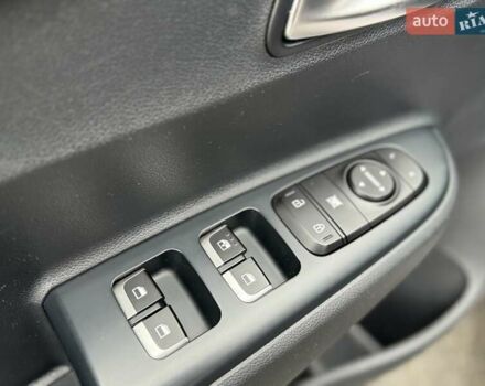 Коричневый Киа Рио, объемом двигателя 1.59 л и пробегом 67 тыс. км за 11800 $, фото 27 на Automoto.ua