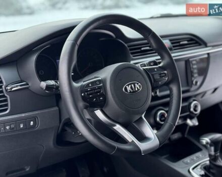 Коричневый Киа Рио, объемом двигателя 1.59 л и пробегом 67 тыс. км за 11800 $, фото 33 на Automoto.ua