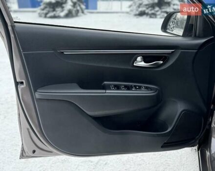 Коричневый Киа Рио, объемом двигателя 1.59 л и пробегом 67 тыс. км за 11800 $, фото 22 на Automoto.ua