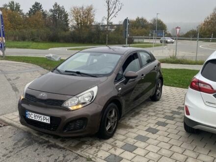Коричневый Киа Рио, объемом двигателя 1.1 л и пробегом 234 тыс. км за 6100 $, фото 1 на Automoto.ua
