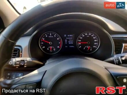 Киа Рио 2017 в Киеве на Automoto.ua Коричневый Киа Рио, объемом двигателя 14 л и пробегом 113 тыс. км за 14900 $, фото 1 на Automoto.ua
