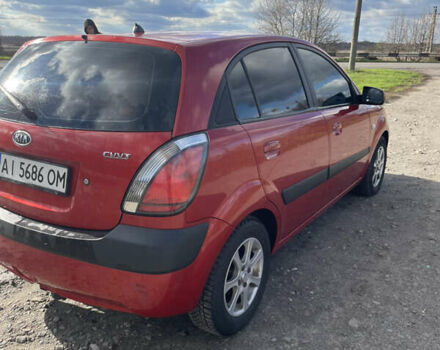 Червоний Кіа Ріо, об'ємом двигуна 1.6 л та пробігом 222 тис. км за 4800 $, фото 3 на Automoto.ua
