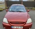 Красный Киа Рио, объемом двигателя 1.4 л и пробегом 270 тыс. км за 3000 $, фото 1 на Automoto.ua