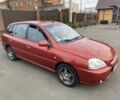 Красный Киа Рио, объемом двигателя 1.4 л и пробегом 270 тыс. км за 3000 $, фото 2 на Automoto.ua