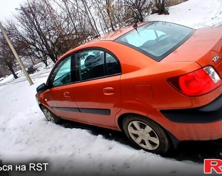 Червоний Кіа Ріо, об'ємом двигуна 1.4 л та пробігом 143 тис. км за 5000 $, фото 7 на Automoto.ua