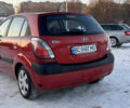 Красный Киа Рио, объемом двигателя 1.6 л и пробегом 178 тыс. км за 5000 $, фото 4 на Automoto.ua