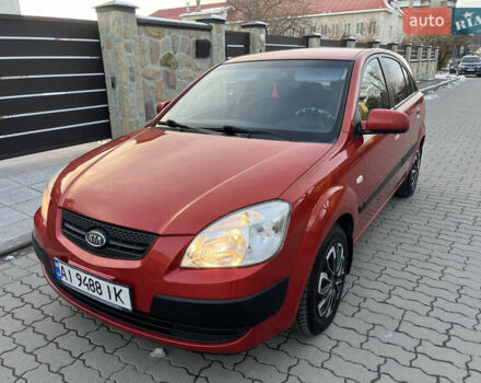 Червоний Кіа Ріо, об'ємом двигуна 1.4 л та пробігом 292 тис. км за 3999 $, фото 1 на Automoto.ua