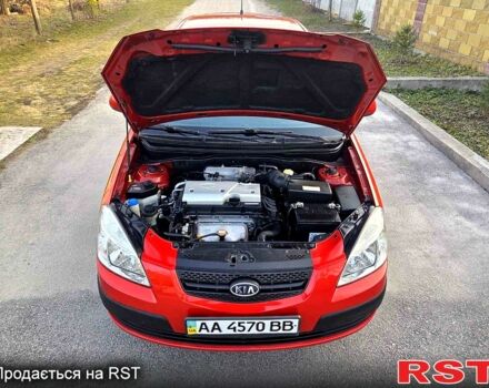 Червоний Кіа Ріо, об'ємом двигуна 1.4 л та пробігом 162 тис. км за 4999 $, фото 10 на Automoto.ua
