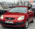Красный Киа Рио, объемом двигателя 1.4 л и пробегом 188 тыс. км за 5700 $, фото 1 на Automoto.ua