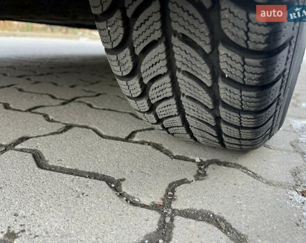 Червоний Кіа Ріо, об'ємом двигуна 1.4 л та пробігом 292 тис. км за 3999 $, фото 13 на Automoto.ua